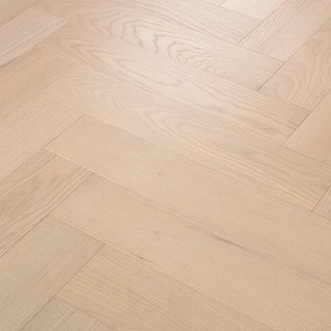 European Ash Herringbone Metro